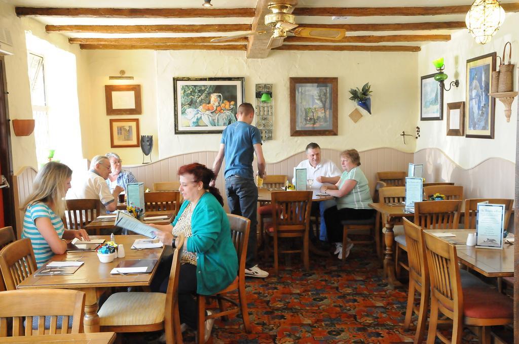 Dolphin Hotel Gorey エクステリア 写真