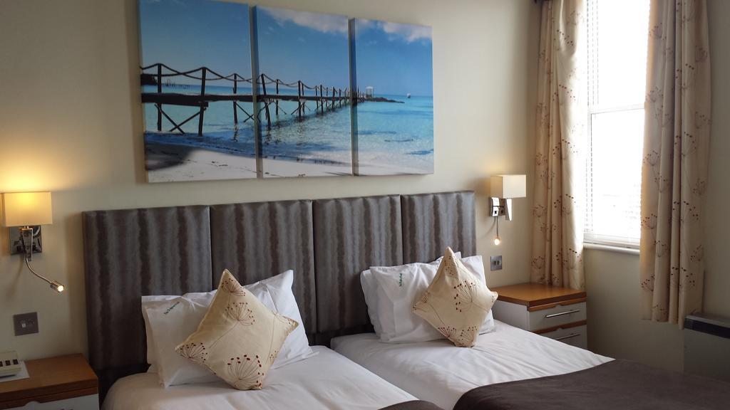 Dolphin Hotel Gorey 部屋 写真